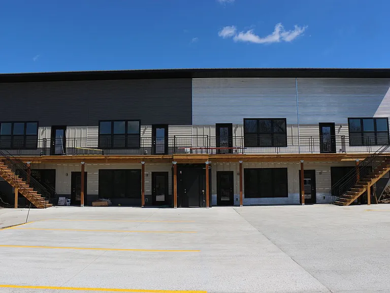 505 N Sheridan Ave — Photo 1