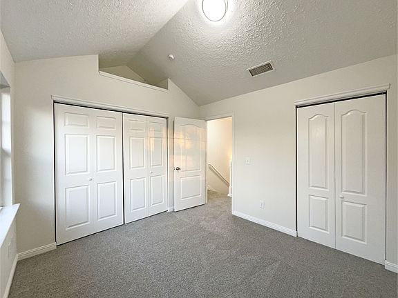 5th image of 128 Stewarts Landing Cir