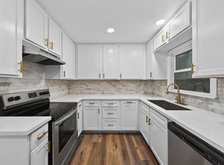 310 Nasturtium St, Lake Jackson, TX 77566