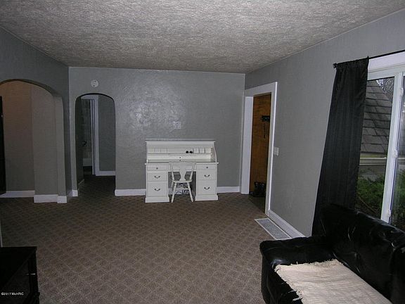 4th image of 1401 Palmer Ave