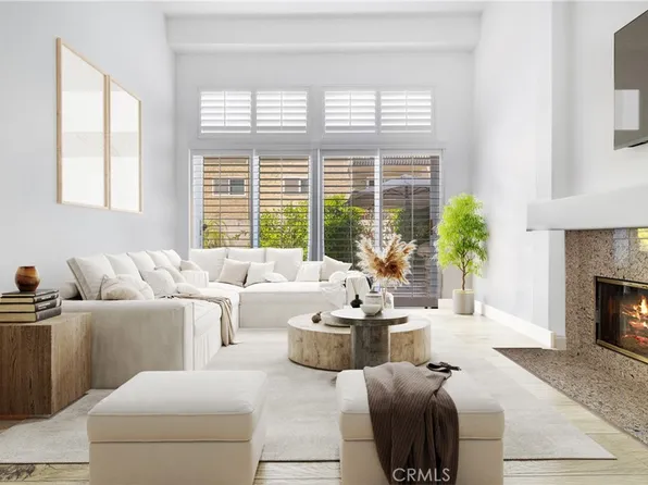 700 Meyer Ln Unit 15, Redondo Beach, CA 90278