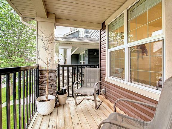 3rd image of 77 E Legacy Mews SE