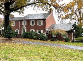 114 Edgewood Rd, Butler, PA 16001