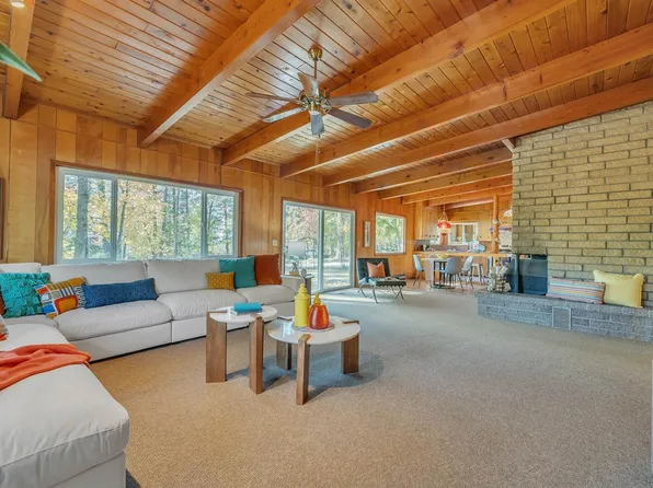 25260 Pineview Dr, Colfax, CA 95713