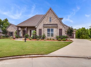 225 Cherry Blossom Ln, Benton, LA 71006