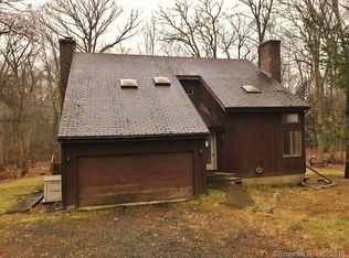 503 N Madison Rd, Guilford, CT 06437