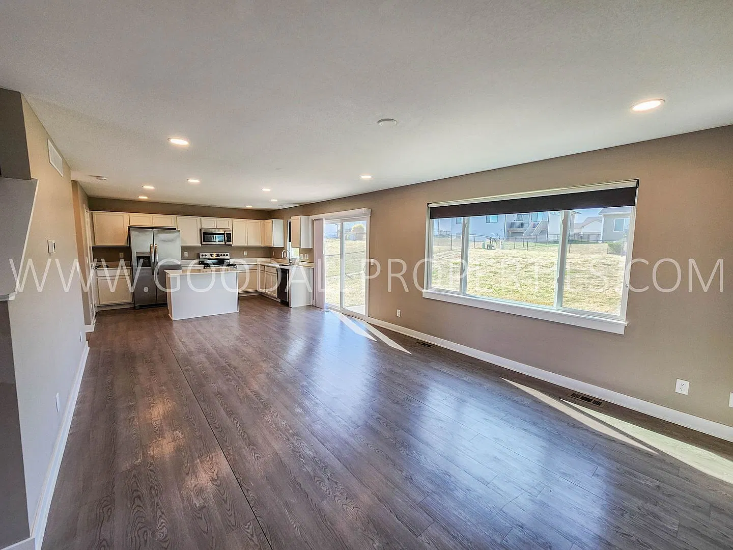 4 Bed 2.5 Bath Single Family Home in Adel. — Photo 3