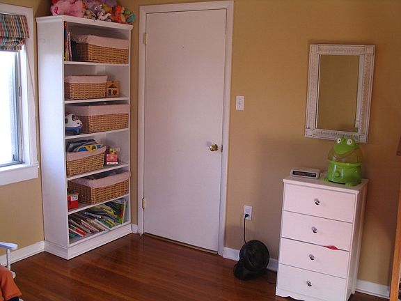 Second bedroom