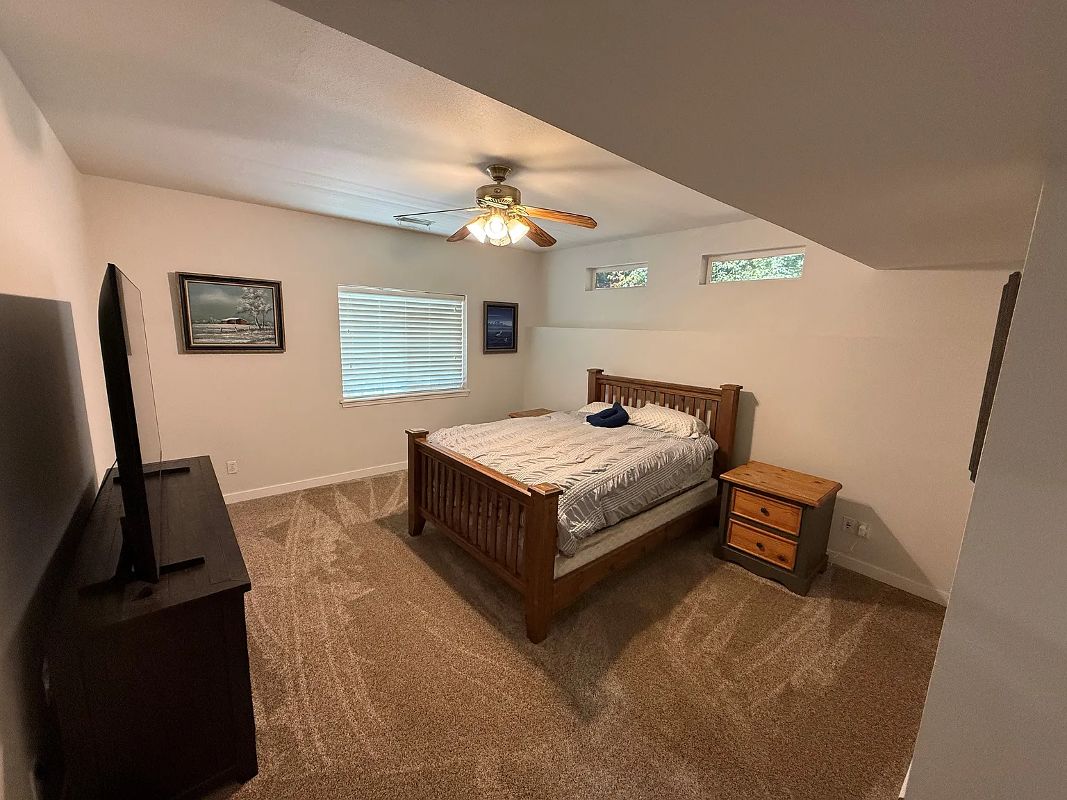 4 bed, 2662 sqft, $3,500 — Photo 3