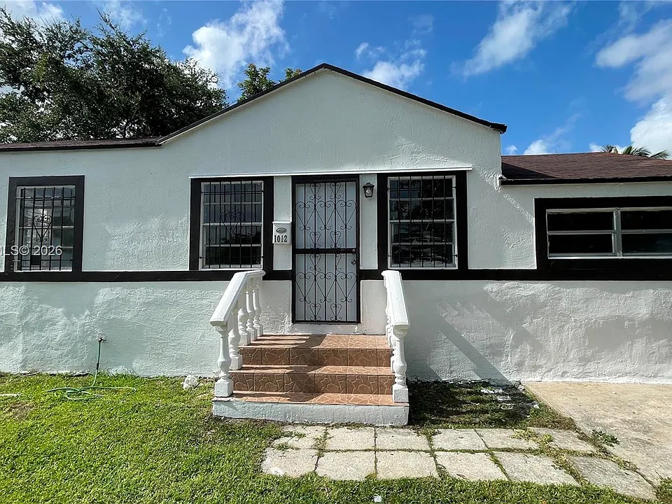 1012 NW 66th St