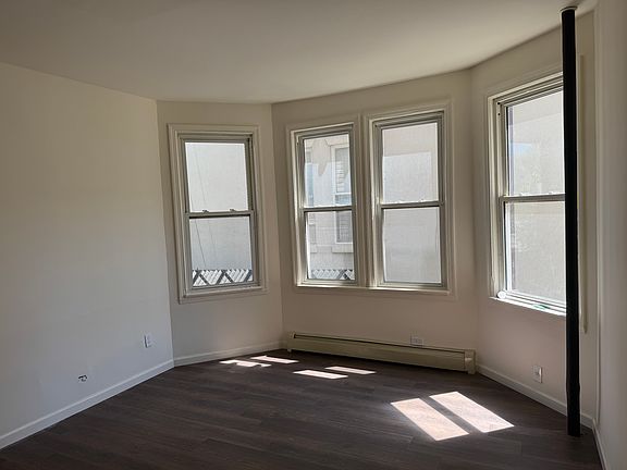 3rd image of 175 Dongan St #1