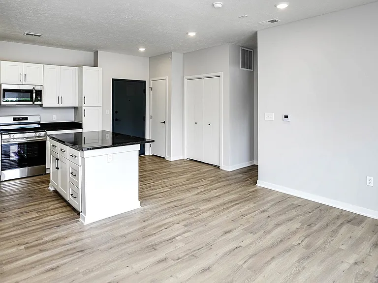 The Brink at Ridgeview — Photo 32
