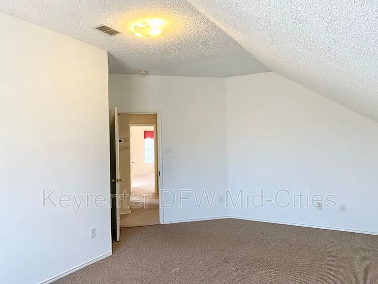 2320 Kittyhawk Dr — Photo 25