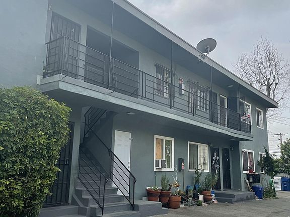 2nd image of 4416 W Washington Blvd