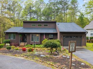 3064 Bourbon St, Sanford, NC 27332