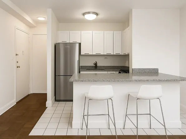 628 West End Avenue image 1 of 1