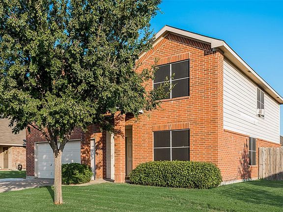 4th image of 202 Equestrian Dr