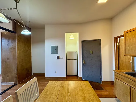 Rented by Mauro Bros Real Estate Services LLC | media 8
