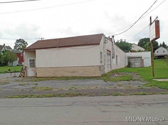 1st image of 2201 Erie St