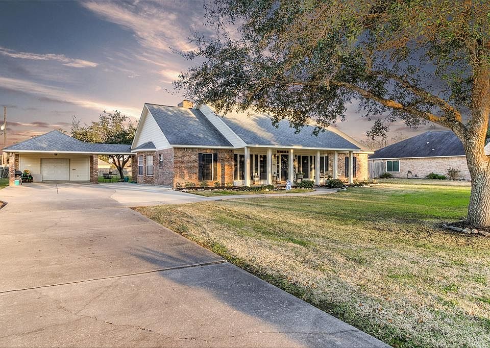 1st image of 5911 Plantation Dr