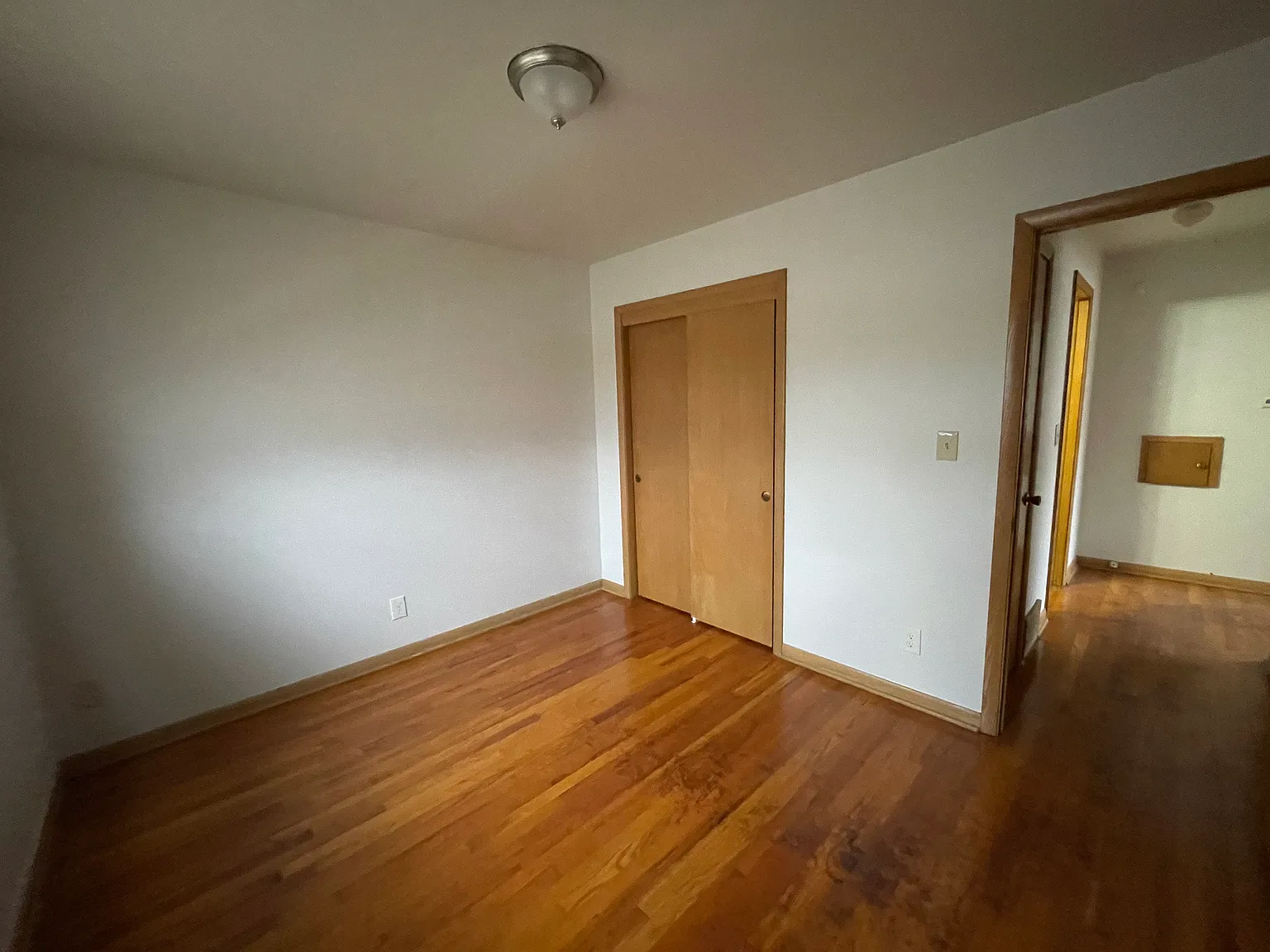 2 bed, 900 sqft, $1,150 — Photo 3