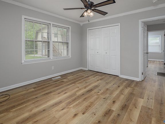 5th image of 1725 Laverne Dr NW