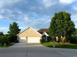 2222 Blue Lake Dr, Wentzville, MO 63385