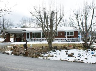 114 Anderson St, Independence, VA 24348