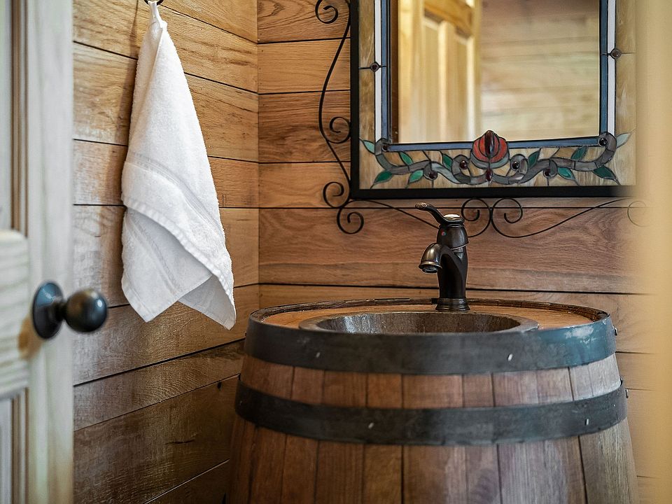 43rd image of this home