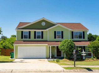 796 Baskins Cir, Winder, GA 30680