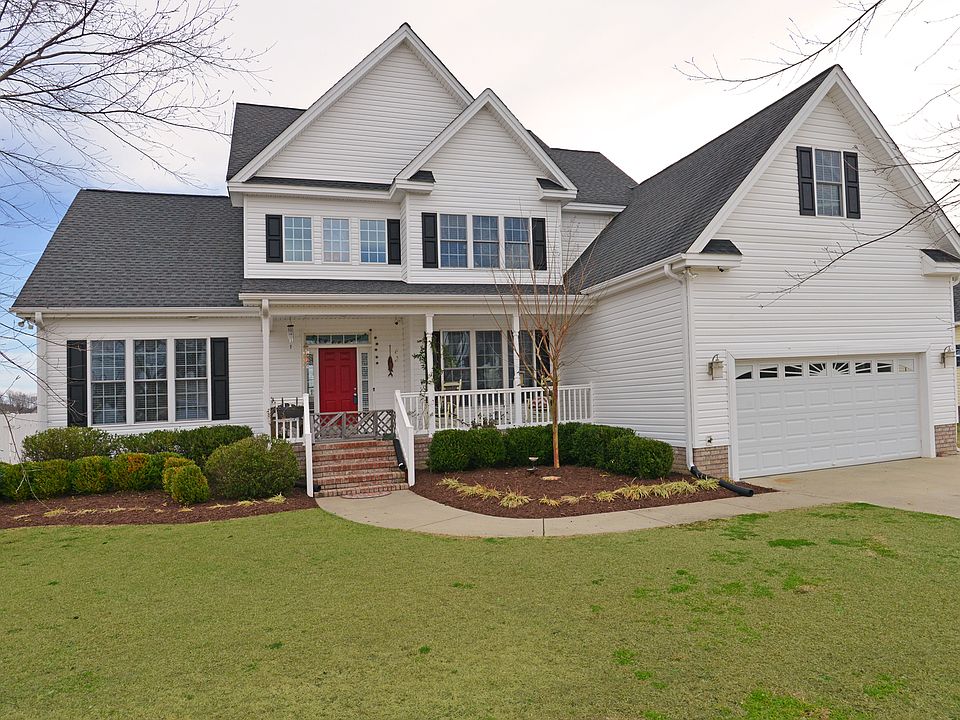 1st image of 661 Broadmoor Ct
