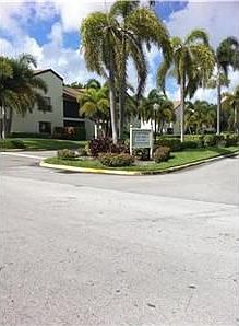 5th image of 3321 Cocoplum Cir