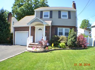 390 Whitewood Rd, Union, NJ 07083