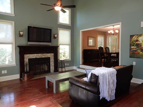 5th image of 6323 Ridge Lake Rd