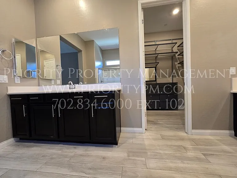 738 Purple Knoll Walk — Photo 20