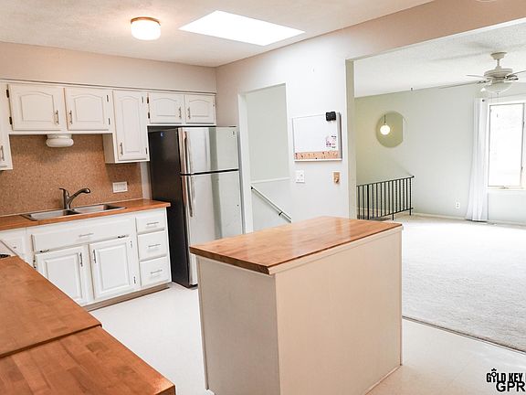 3rd image of 2608 Ella St