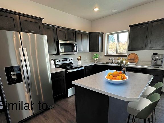 4th image of 3601 E Siasconset Pl