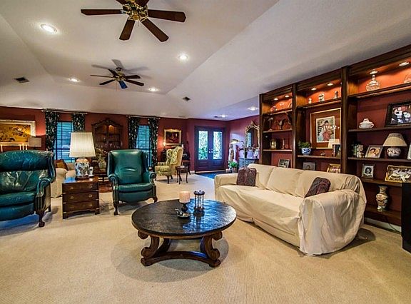 4th image of 3510 Kathleen Dr
