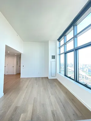 Rented by Modern Spaces | media 3