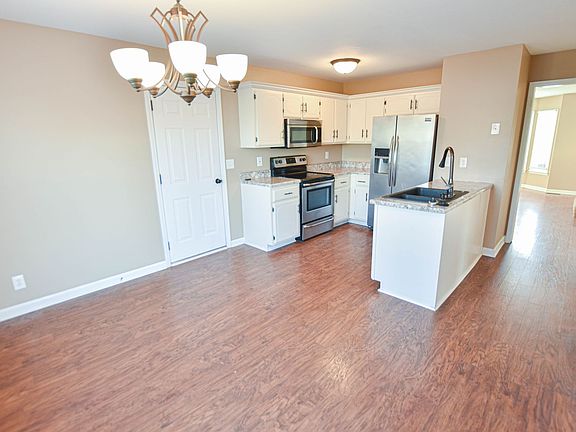 5th image of 3263 S Senseney Cir