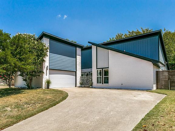 2nd image of 2806 Creekwood Dr N