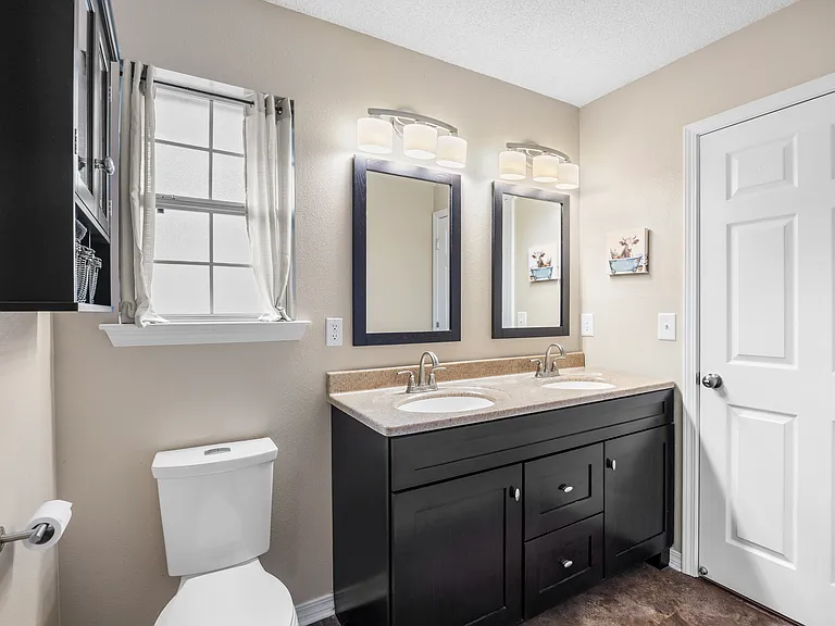 8551 Wilburn Cv — Photo 23