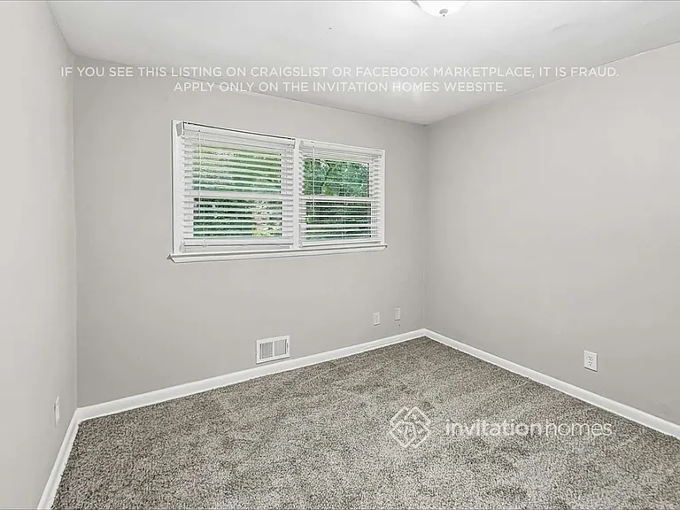2813 Battlecrest Dr — Photo 16