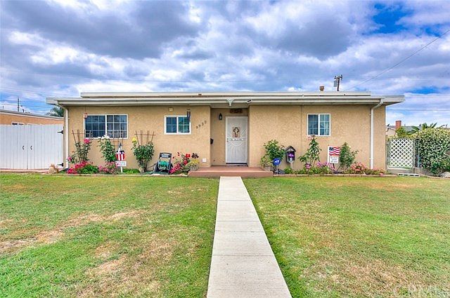 1st image of 9932 Calmada Ave