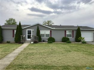 409 S Poe Rd, North Baltimore, OH 45872