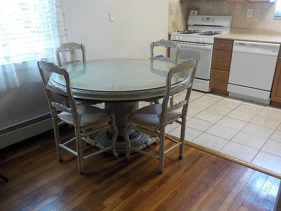 5th image of 255-42 73rd Ave Floor 1