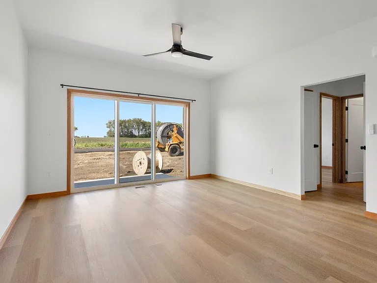 Archer Flats — Photo 18