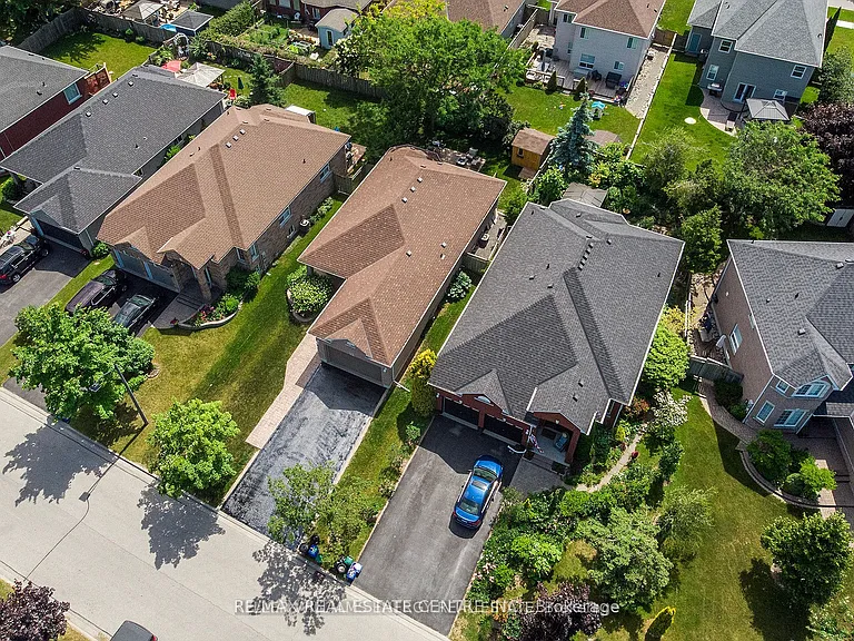 36 Padfield Dr — Photo 26