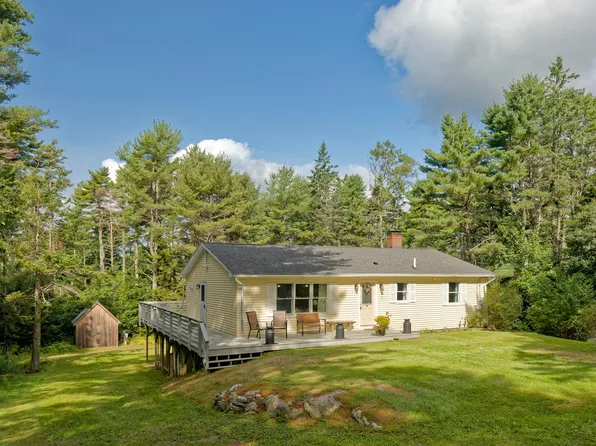 47 Reed Road, Boothbay Harbor, ME 04538