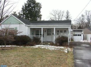 2136 Prospect Ave, Croydon, PA 19021